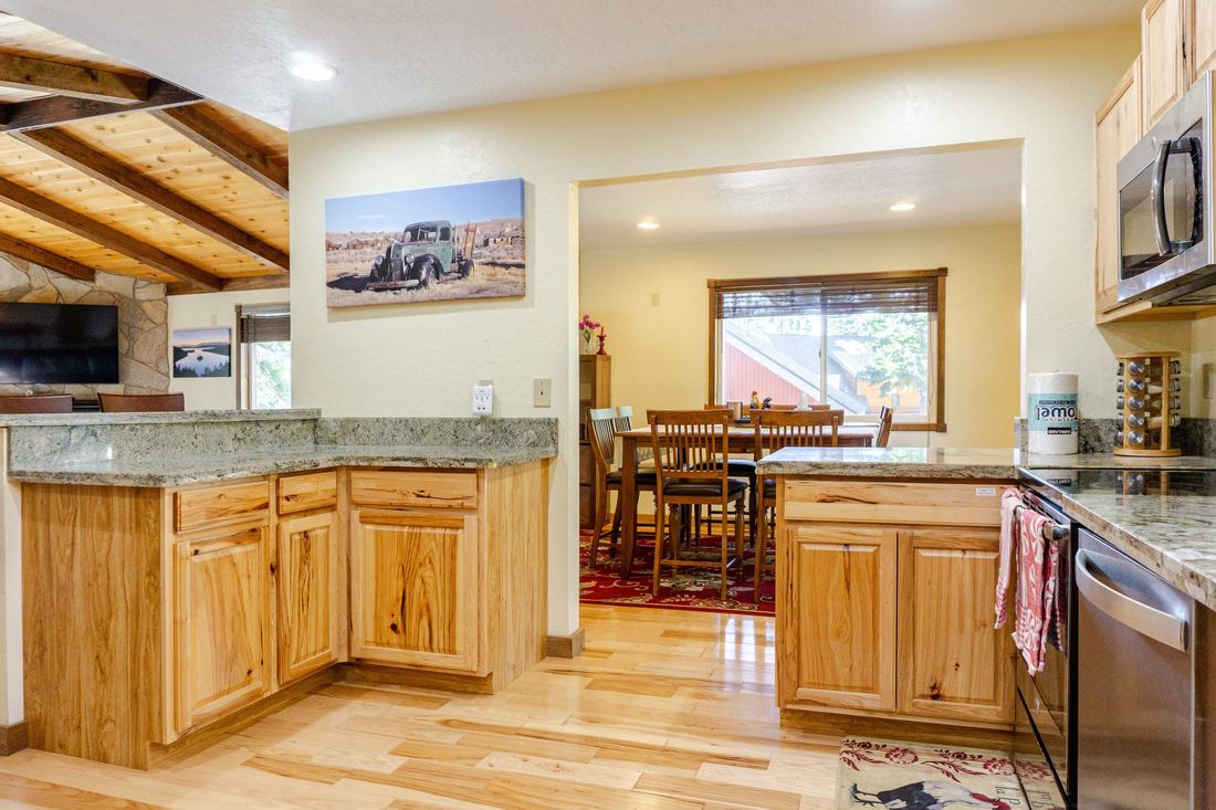 Full kitchen image 3