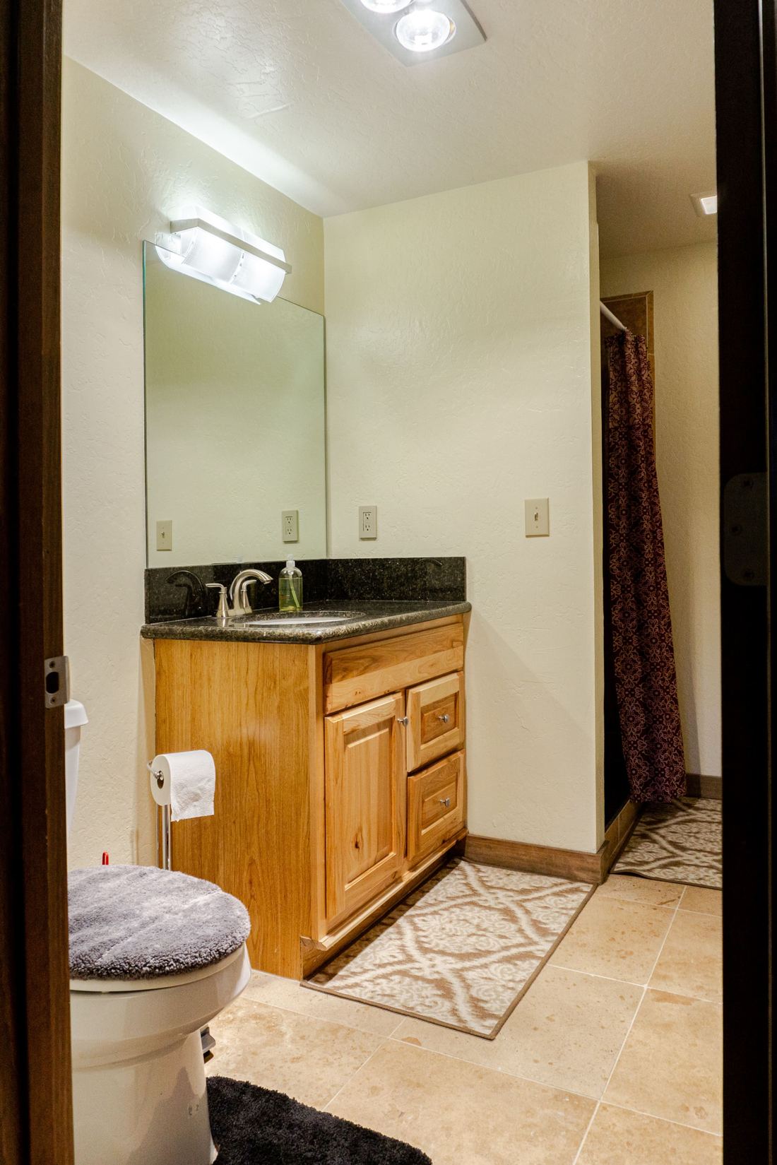 Full bathroom 2 image 1