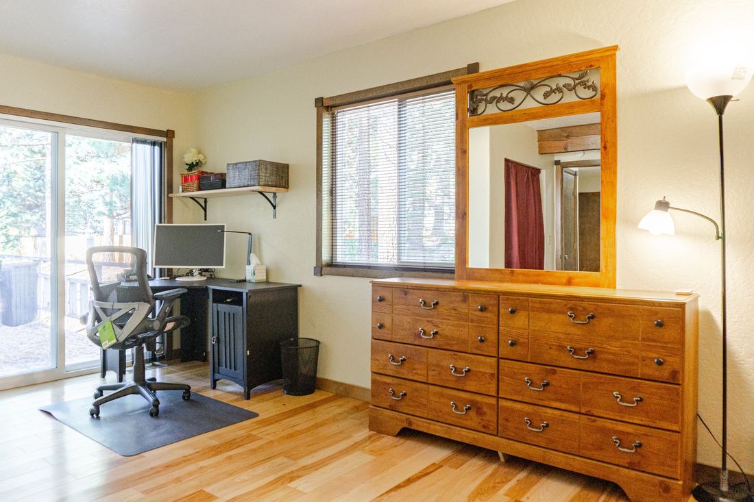 Office 1 image 1